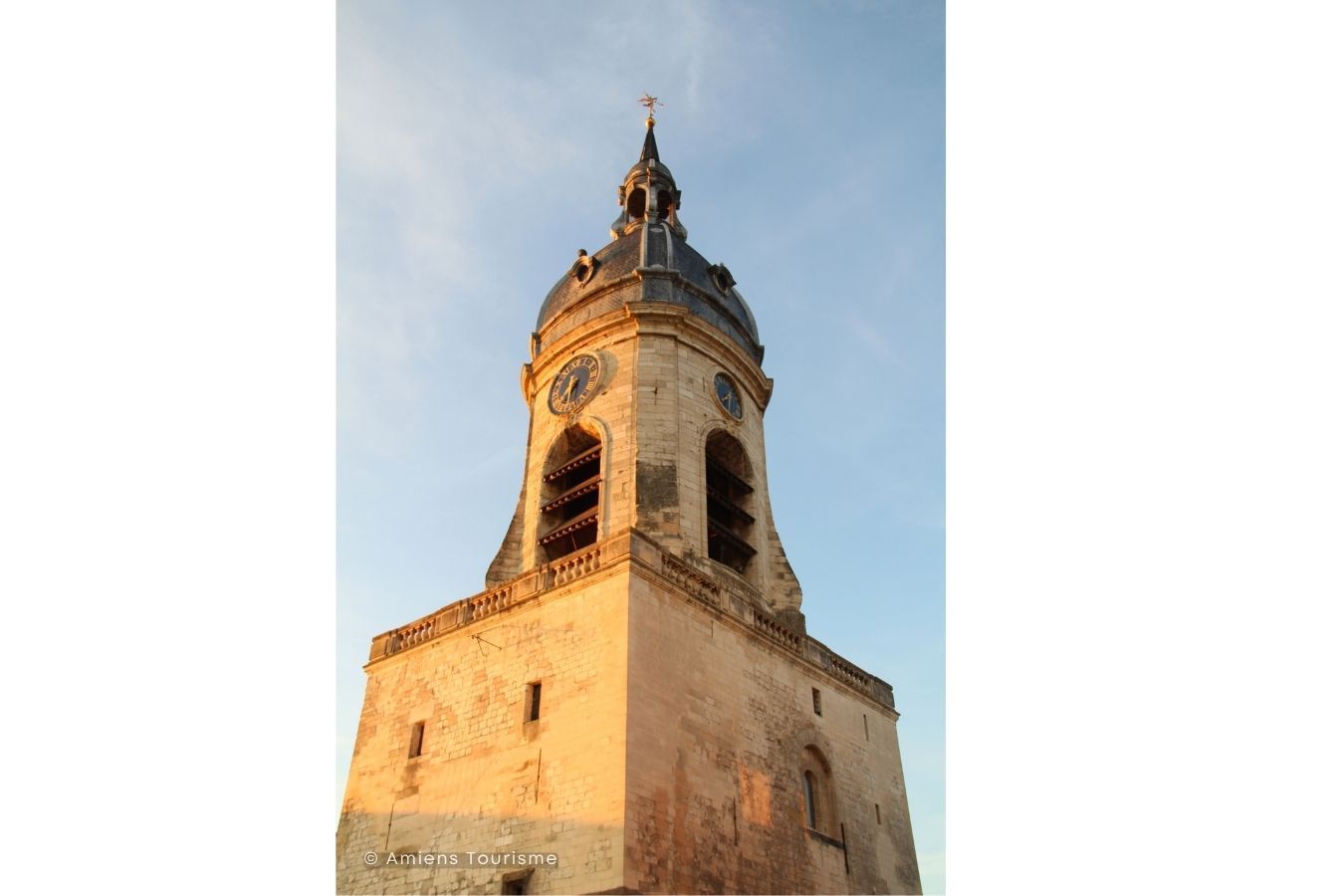 鐘楼（ベフロワ Beffroi ）