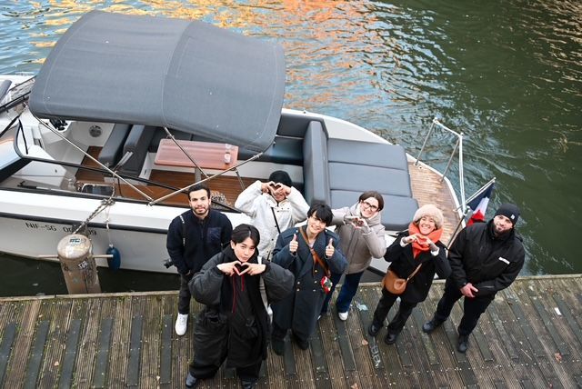 Batorama 電動ボートNao　スタッフと一緒に